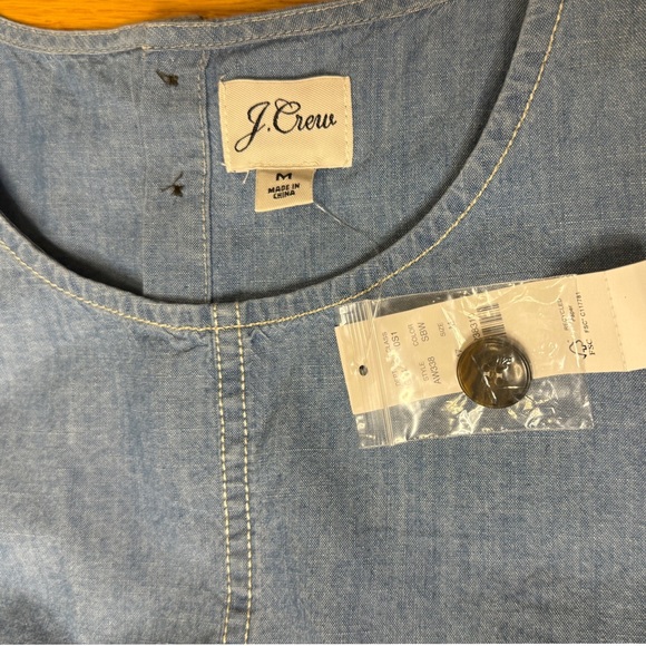 J. Crew Button-back Chambray Shift Dress NWT - Picture 6 of 7